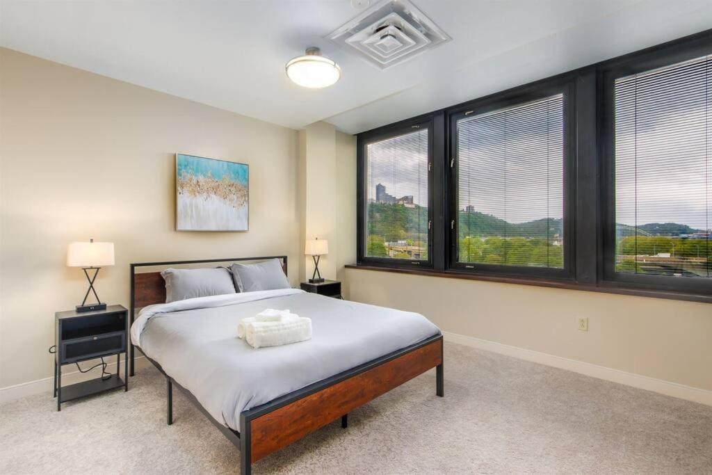 Sweeping Stadium Views Wonderfully Located 24-7 Parking Gym Lounge Pittsburgh Exterior foto