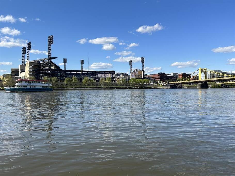 Sweeping Stadium Views Wonderfully Located 24-7 Parking Gym Lounge Pittsburgh Exterior foto