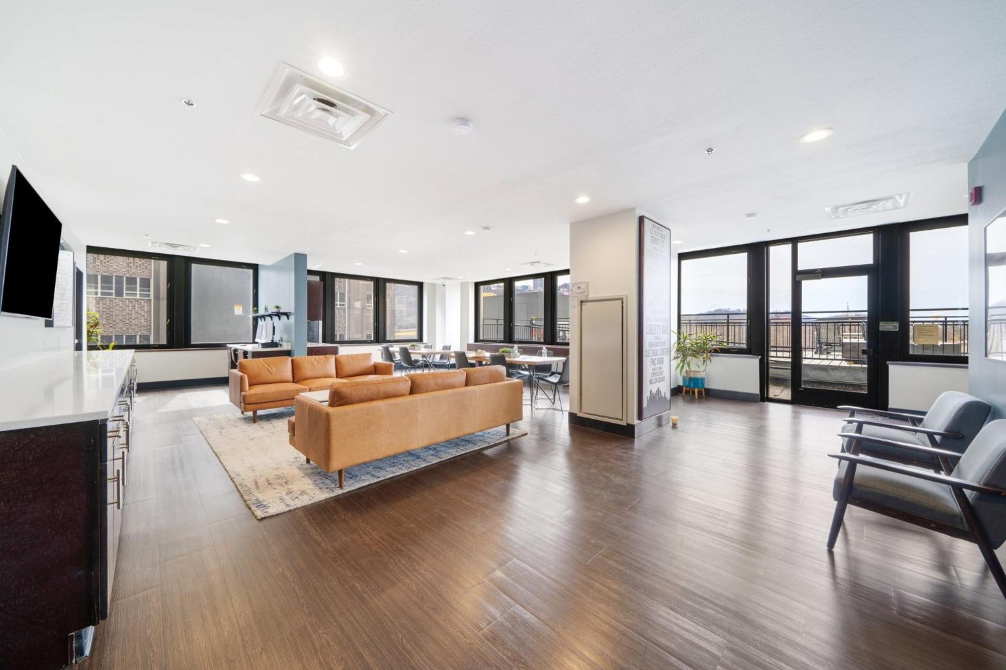 Sweeping Stadium Views Wonderfully Located 24-7 Parking Gym Lounge Pittsburgh Exterior foto